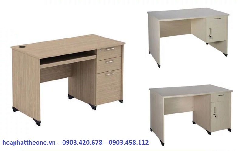 Bàn làm việc gỗ được nhiều người sử dụng